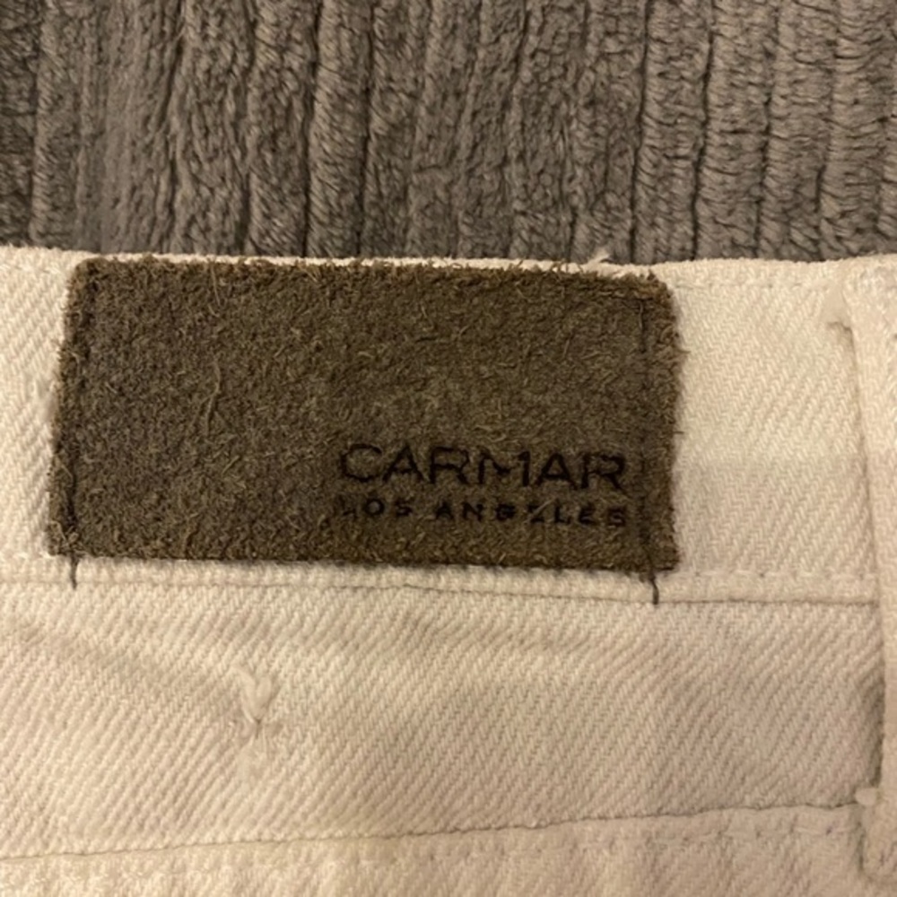 Carmar distressed‎  jean skirt - Picture 4 of 4
